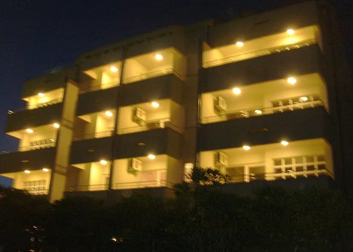 Appartement Laurus I Kožino