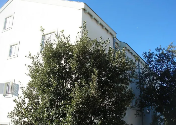 Laurus I Apartament *