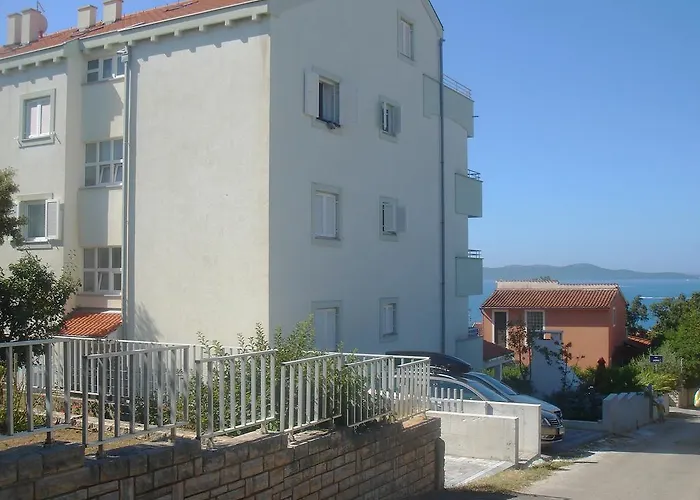 Laurus I Apartament *