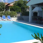 Apartament Laurus I Kožino