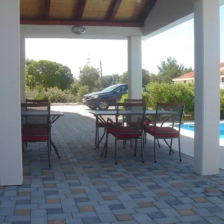 Laurus I Apartmán *