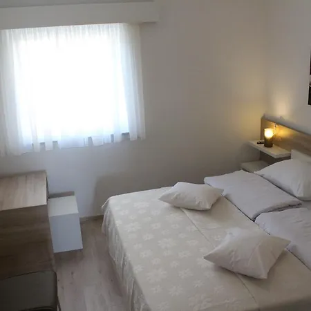 Laurus I Apartment *